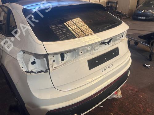 tailgate-vw-taigo-cs1-2021-40444166 main image