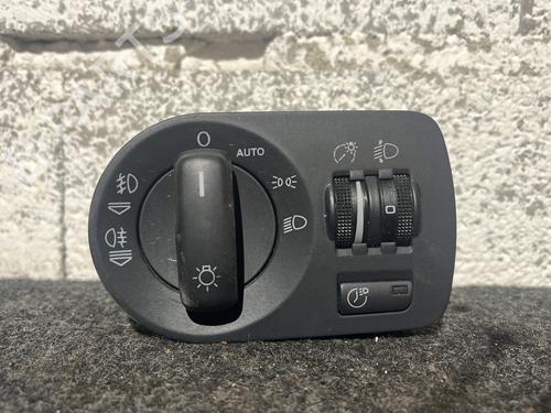 Used Headlight switch Headlight switch AUDI A3 Sportback (8PA) 1.9 TDI (105 hp) 30936290 30936290