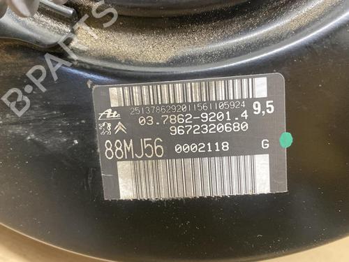 Used Servo brake Servo brake PEUGEOT 3008 I MPV (0U_) 2.0 HDi Hybrid4 (0URHCA) (200 hp) 21862447 21862447