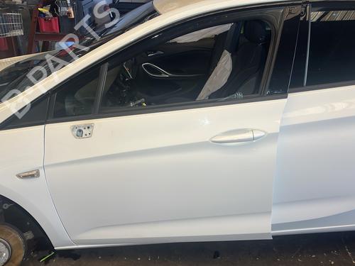 Left front door OPEL ASTRA K (B16) 1.5 CRDI (68) 39160867