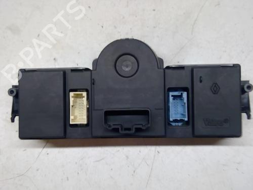 Used Climate control RENAULT MEGANE II Estate (KM0/1_) 1.9 dCi (KMRG, KM1G, KM0G, KM2C) (120 hp) 20860967