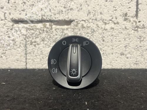 Headlight switch VW BEETLE (5C1, 5C2) 1.4 TSI | BP26598778I24 - Image 3