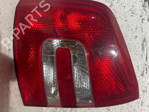 left-taillight-skoda-octavia-ii-combi-1z5-2004-2005-2006-2007-2008-2009-2010-2011-2012-2013-39937658 main image