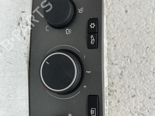 AC Styreenhet / Manøvreringsenhet OPEL ASTRA H (A04) 1.7 CDTI (L48) (80 hp) 25843903