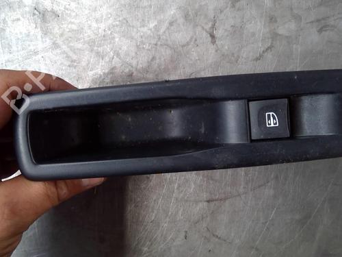 Right rear window switch RENAULT MEGANE III Hatchback (BZ0/1_, B3_) 1.5 dCi (BZ0C) | BP21859529I28 