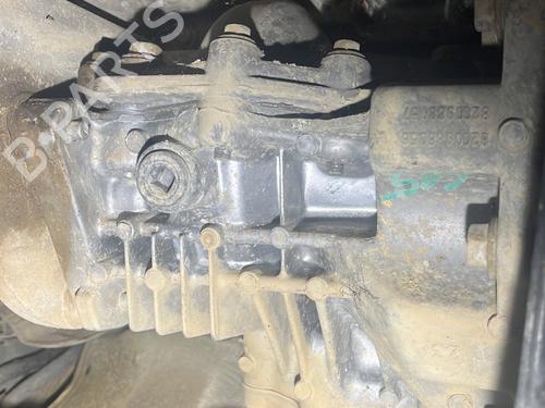 Used Transfer box Transfer box DACIA DUSTER (HS_) 1.5 dCi 4x4 (109 hp) 28053045 28053045