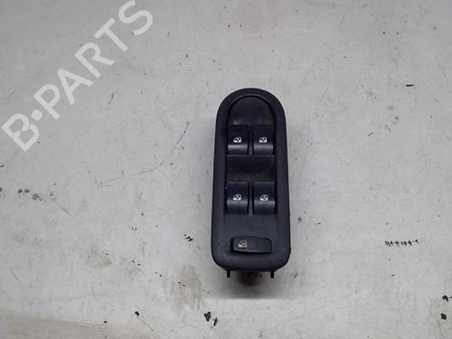 Used Left front window switch RENAULT SCÉNIC II (JM0/1_) 2.0 dCi (JM1K) (150 hp) 21862077