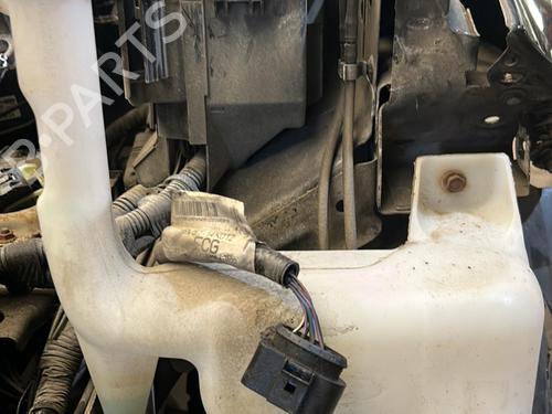 Used Windscreen washer tank FORD FIESTA VI (CB1, CCN) 1.4 TDCi (68 hp) 20870797