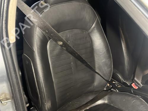 front-right-seatbelt-fiat-grande-punto-199_-2005-33301134 main image