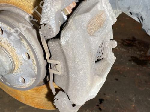 Used Left front brake caliper MERCEDES-BENZ E-CLASS (W212) E 350 CDI (212.023) (265 hp) 20868922