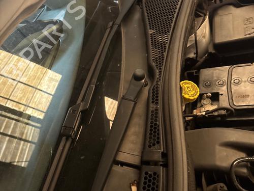 Used Front wiper motor Front wiper motor 38596417 38596417