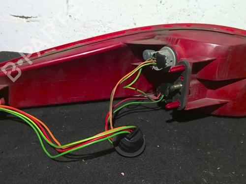 Right taillight PEUGEOT 607 (9D, 9U) 2.7 HDi 24V | BP21527495C35 