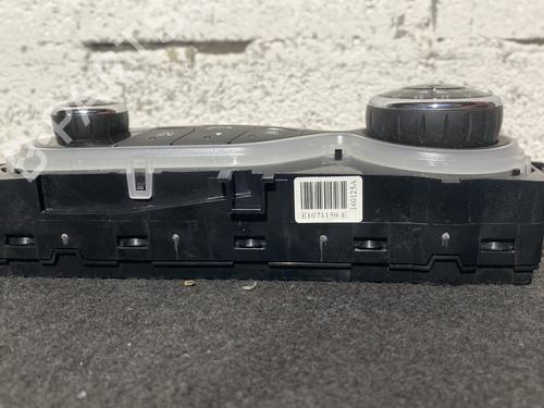 Used Climate control Climate control RENAULT ZOE (BFM_) ZOE (88 hp) 23797198 23797198