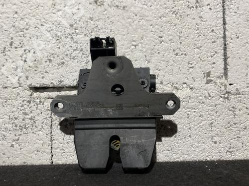 Tailgate lock FORD FOCUS III 2.0 TDCi | BP24451071C101 