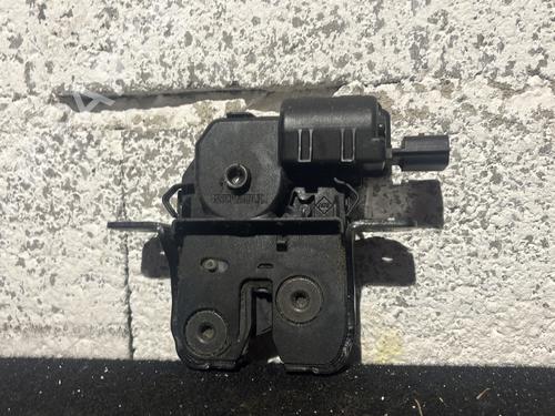 tailgate-lock-renault-grand-scenic-iii-jz01_-2009-2010-2011-2012-2013-2014-2015-2016-29373019 main image