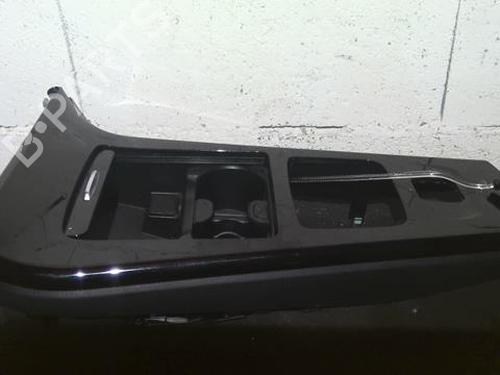 Used Middle console Middle console MERCEDES-BENZ A-CLASS (W177) A 180 d (177.003) (116 hp) 21635872 21635872