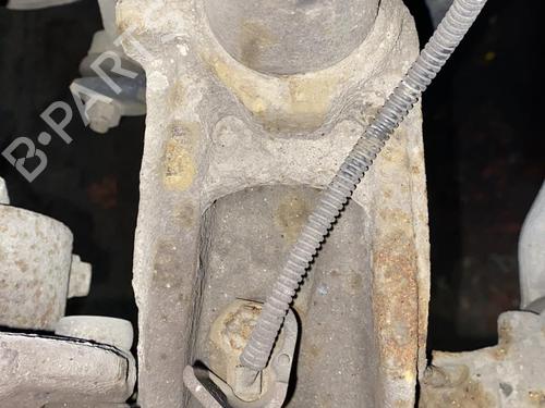 Used Left front steering knuckle Left front steering knuckle CITROËN C3 Pluriel (HB_) 1.4 HDi (68 hp) 20870896 20870896