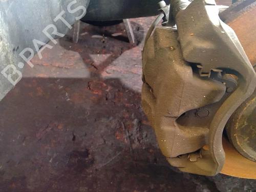 Used Right front brake caliper MERCEDES-BENZ C-CLASS (W203) C 220 CDI (203.008) (150 hp) 20863674