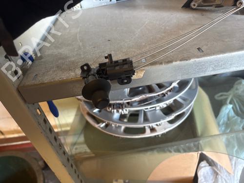 Used Right mirror Right mirror 39086561 39086561
