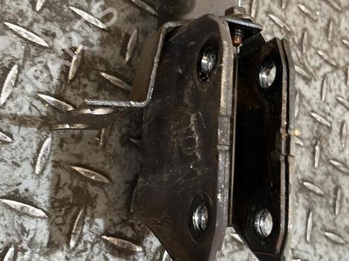 Used Right front shock absorber DACIA DUSTER (HS_) 1.5 dCi (HSAJ) (90 hp) 21863322