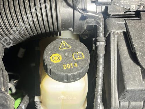 Brake master cylinder RENAULT TALISMAN Grandtour (KP_) 1.6 dCi 160 460117706R
