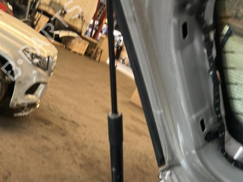 Tailgate lift support OPEL ASTRA H Estate (A04) 1.9 CDTI 16V (L35) | BP25844072C138 
