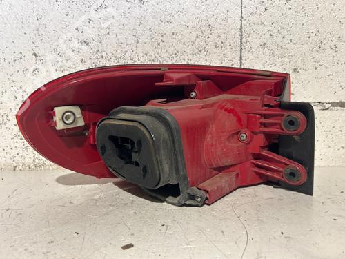 right-taillight-vw-tiguan-5n_-2007-2008-2009-2010-2011-2012-2013-2014-2015-2016-2017-2018-39006421 main image