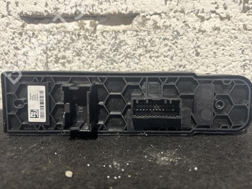 Used Left front window switch Left front window switch RENAULT TALISMAN Grandtour (KP_) 1.6 dCi 160 (160 hp) 26712562 26712562