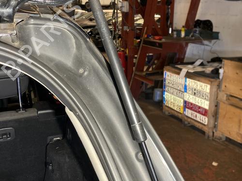 tailgate-lift-support-mercedes-benz-m-class-w164-2005-2006-2007-2008-2009-2010-2011-2012-24147130 main image