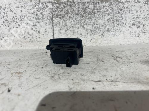 Right front window switch BMW 3 (E90) 325 i | BP36301001I26 - Image 2