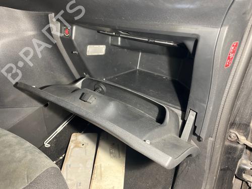 Glove box CITROËN DS3 (SA_) 1.6 HDi 110 | BP37799223C95 - Image 2
