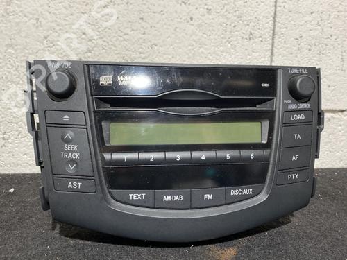 Used Radio TOYOTA RAV 4 III (_A3_) 2.2 D 4WD (ALA30_, ALA30R) (150 hp) 20868601