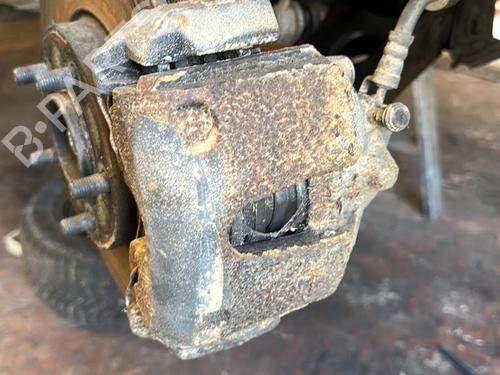 Used Right front brake caliper FORD TOURNEO CONNECT 1.8 TDCi /TDDi /DI (75 hp) 20860159