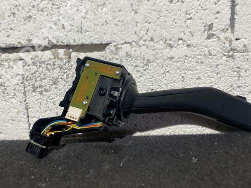 switch-vw-eos-1f7-1f8-2006-2007-2008-2009-2010-2011-2012-2013-2014-2015-24368784 main image