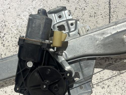 Rear right window mechanism CHEVROLET CRUZE (J300) 2.0 CDI | BP32410822C25