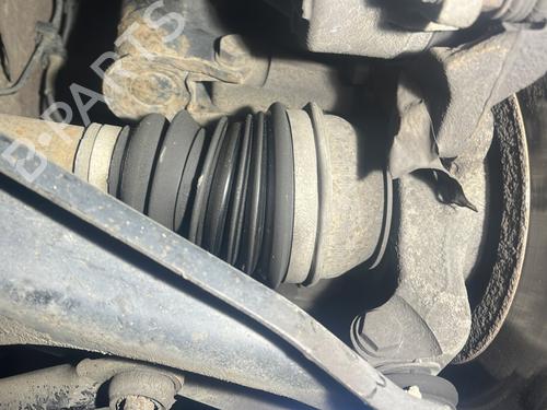 Used Left front driveshaft DACIA LOGAN (LS_) 1.4 (LS0A, LS0C, LS0E, LS0G) (75 hp) 30775192