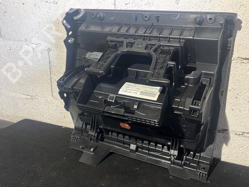Used Glove box Glove box VW T-ROC (A11, D11) [2017-2026] 27498665 27498665