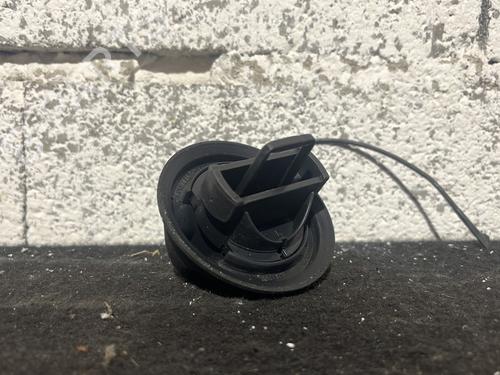 fuel-cap-renault-master-iii-van-fv-2010-28133648 main image