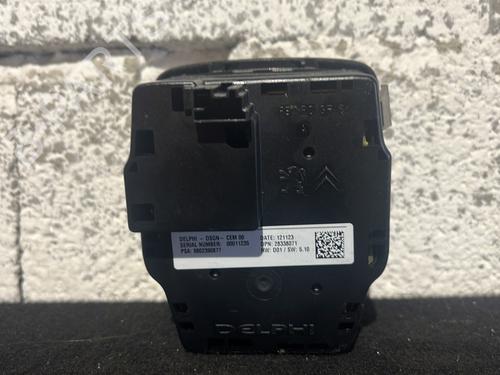 Switch CITROËN DS5 2.0 HDi 200 Hybrid4 All-wheel Drive | BP29255677I30 - Image 3