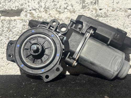 Left front window motor KIA CEE'D Hatchback (ED) 1.6 CRDi 90 | BP29455513E21 