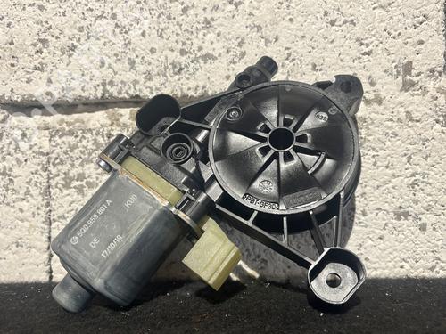 Used Right front window motor VW T-ROC (A11, D11) [2017-2025]  27498693