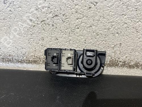 Used Mirror switch Mirror switch DACIA SANDERO II 1.5 dCi (90 hp) 21864823 21864823