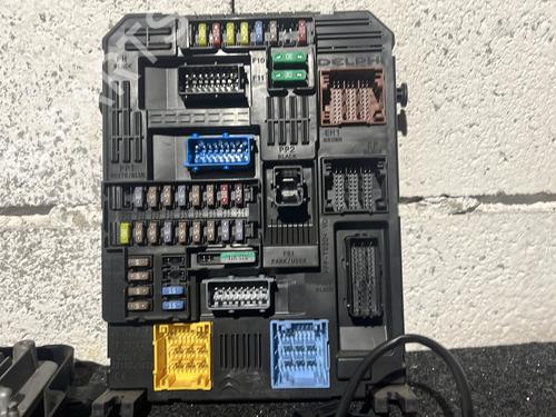 Used Electronic module Electronic module CITROËN C3 III (SX) 1.6 BlueHDi 75 (75 hp) 30683175 30683175