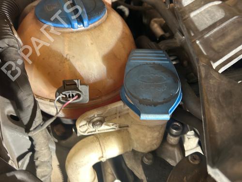 Used Windscreen washer tank Windscreen washer tank 38910938 38910938