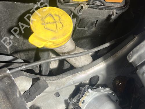 Used Windscreen washer tank Windscreen washer tank CADILLAC BLS Wagon 1.9 D (180 hp) 29974058 29974058