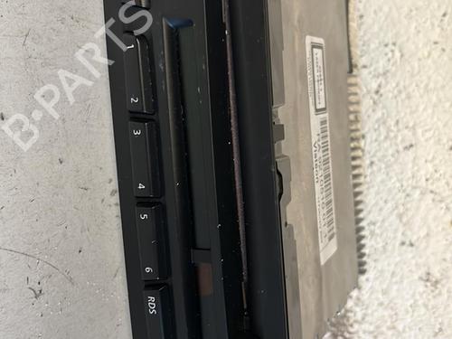 Used Radio Radio BMW 1 Convertible (E88) 118 d (143 hp) 20860368 20860368