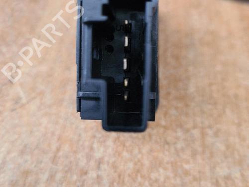 Used Headlight switch PEUGEOT 206 Hatchback (2A/C) 1.4 i (75 hp) 21858315