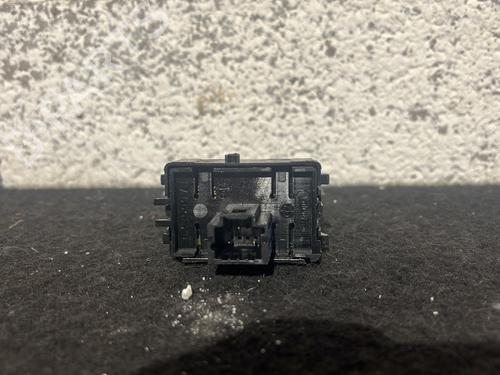 Used Right rear window switch Right rear window switch RENAULT TALISMAN Grandtour (KP_) 1.6 dCi 160 (160 hp) 26712560 26712560