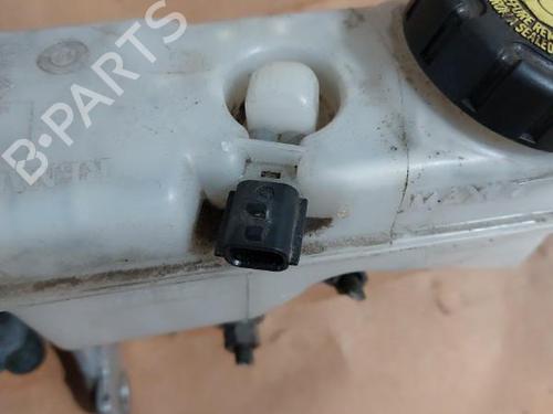Used Brake master cylinder RENAULT CLIO IV (BH_) 0.9 TCe 90 (BHNF, BHMA, BHMH, BHJK, BHJR) (90 hp) 20869935
