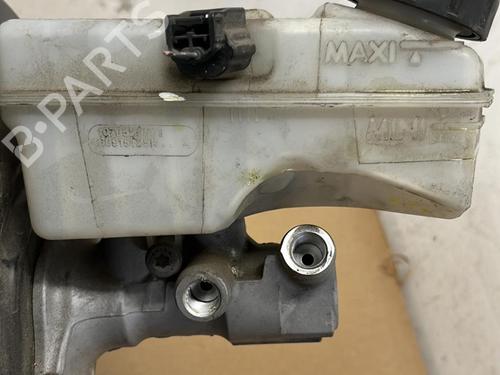 Used Brake master cylinder Brake master cylinder RENAULT CAPTUR I (J5_, H5_) 1.5 dCi 90 (J5N4, J5M5, J5MW, J5M6, J5AL, J5AJ) (90 hp) 21863227 21863227